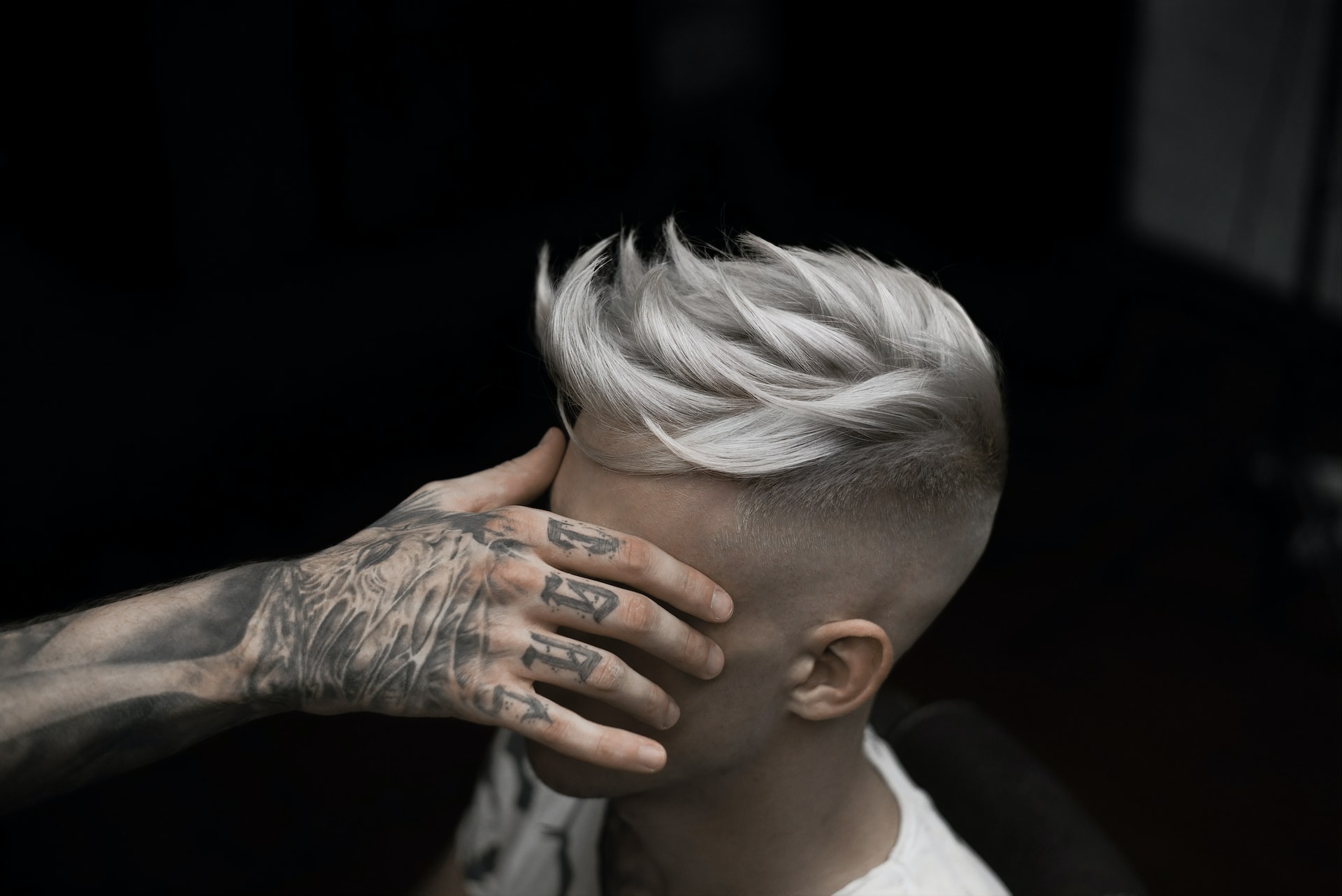 9 Major Men's Hair Trends For 2024 (Picked By Barbers)